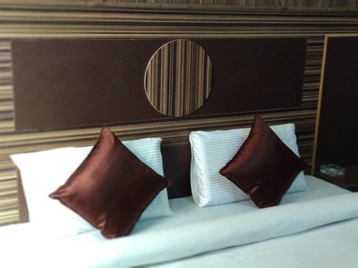 Hotel Pardesi Haridwār Dış mekan fotoğraf