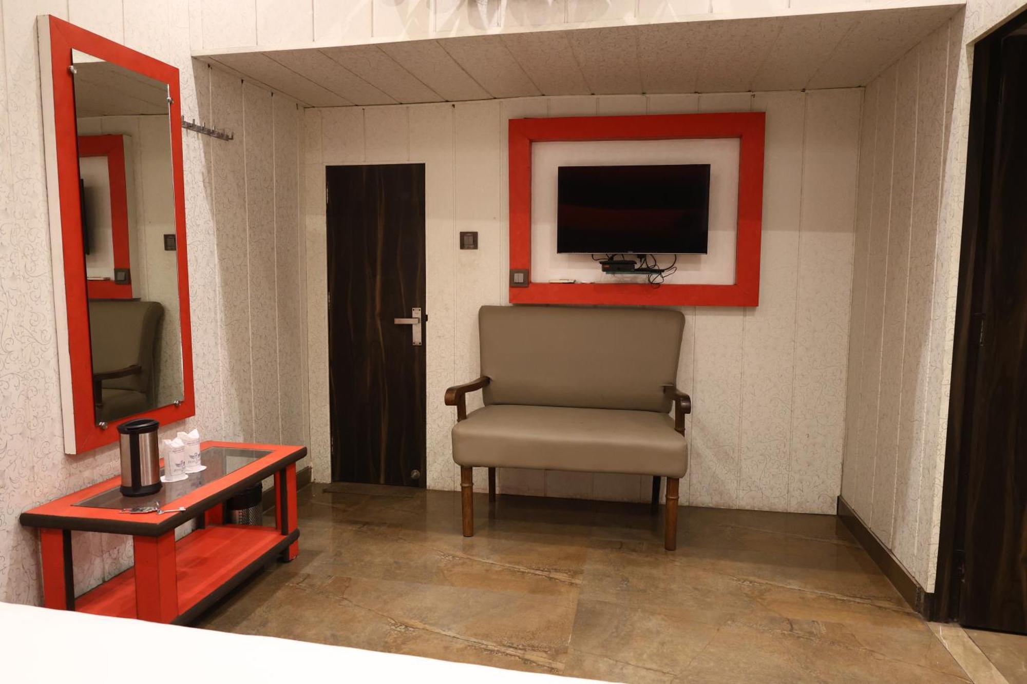 Hotel Pardesi Haridwār Dış mekan fotoğraf