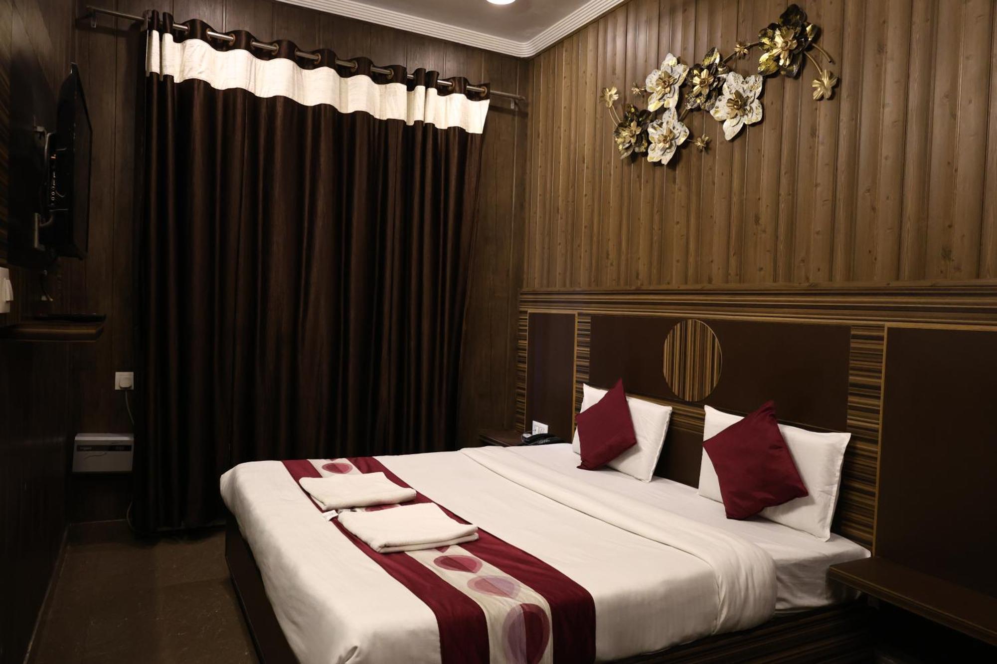 Hotel Pardesi Haridwār Dış mekan fotoğraf