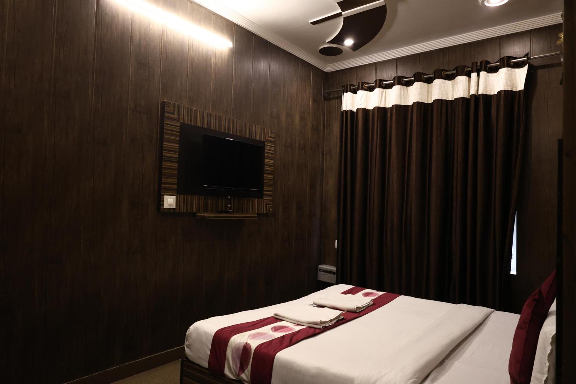 Hotel Pardesi Haridwār Dış mekan fotoğraf
