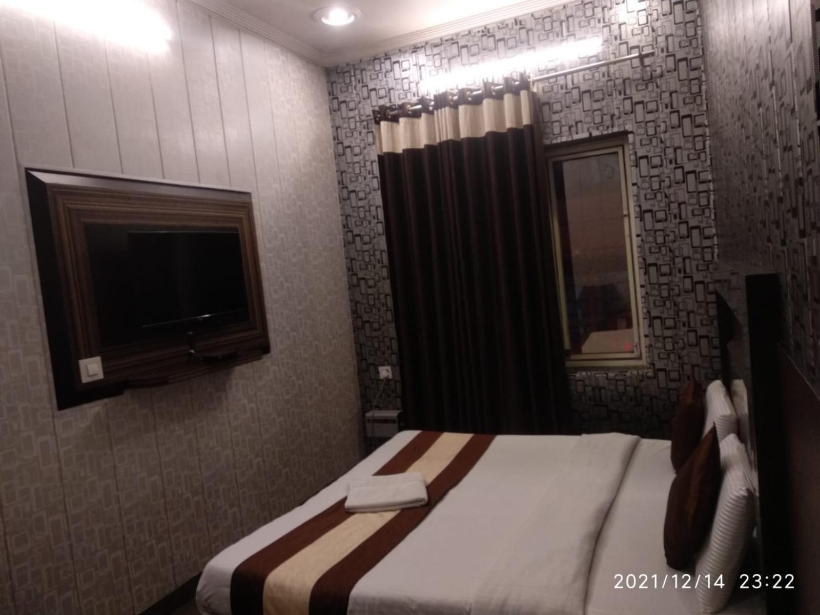 Hotel Pardesi Haridwār Dış mekan fotoğraf