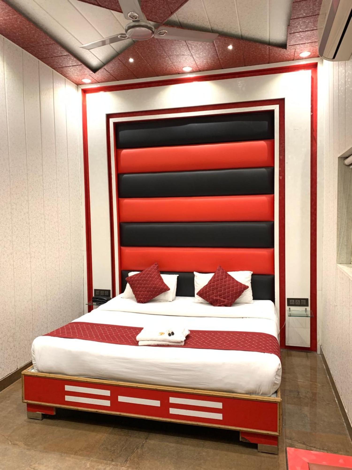 Hotel Pardesi Haridwār Dış mekan fotoğraf
