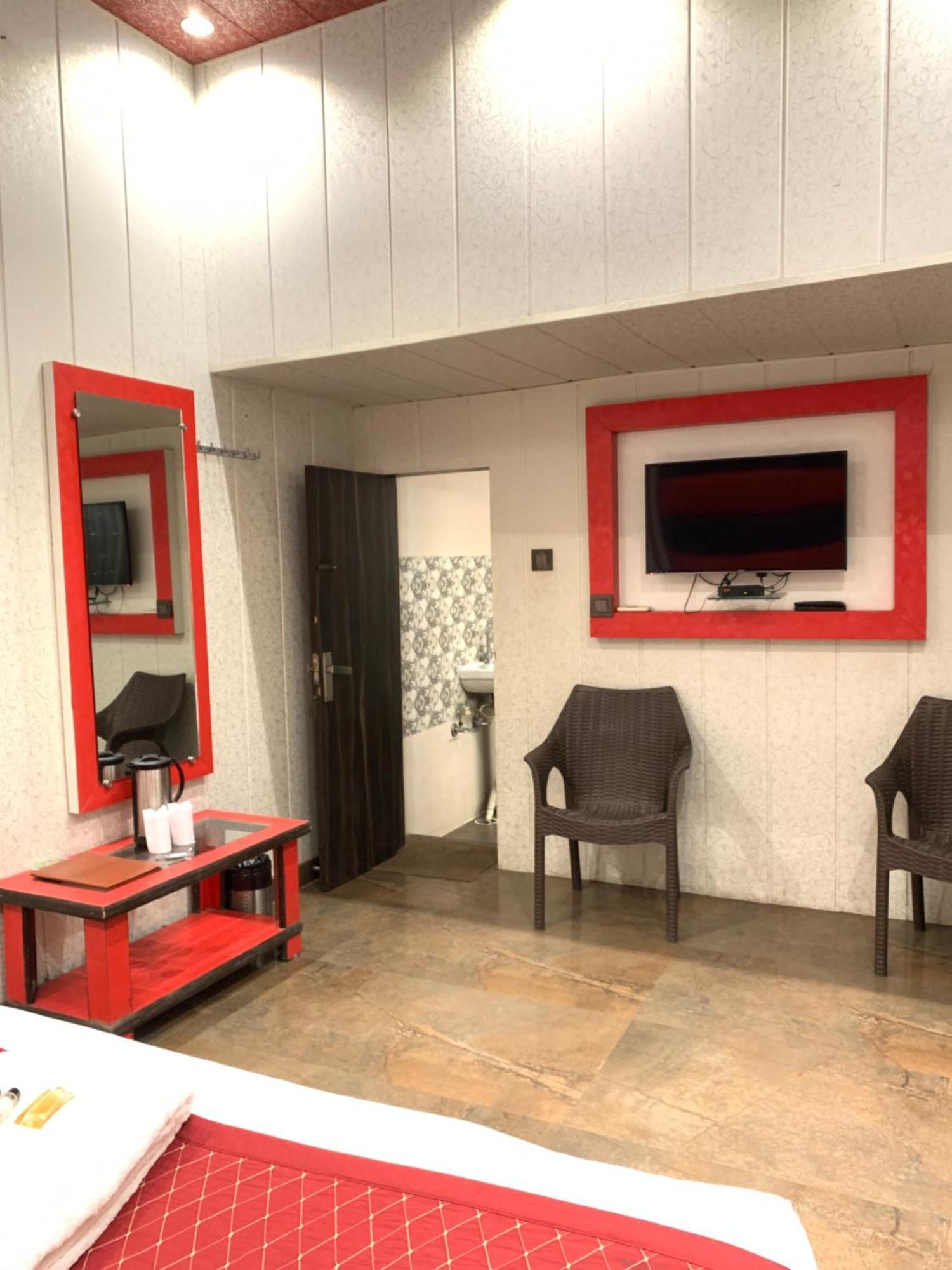 Hotel Pardesi Haridwār Dış mekan fotoğraf