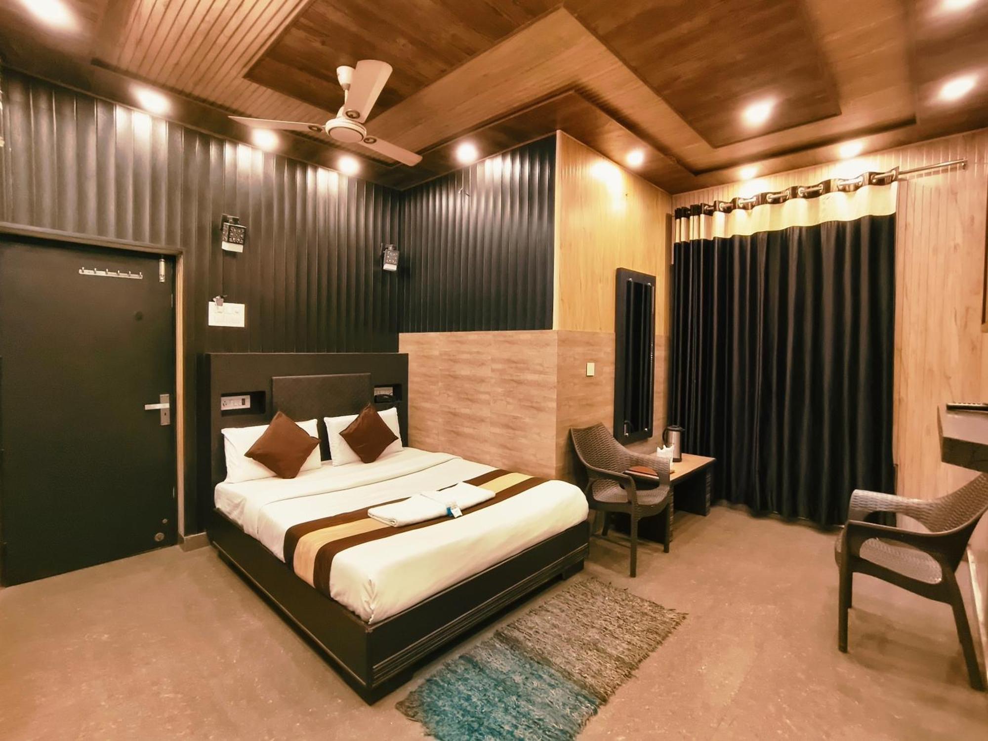 Hotel Pardesi Haridwār Dış mekan fotoğraf
